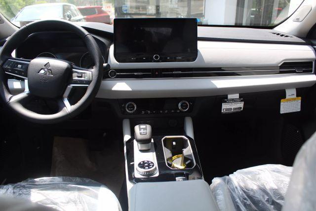 new 2025 Mitsubishi Outlander car, priced at $34,610