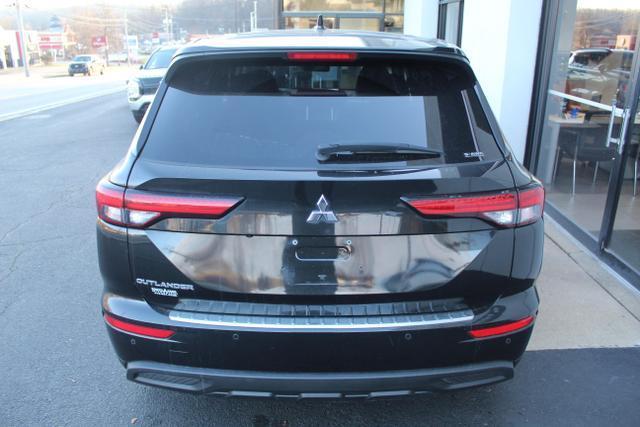 used 2022 Mitsubishi Outlander car, priced at $19,988