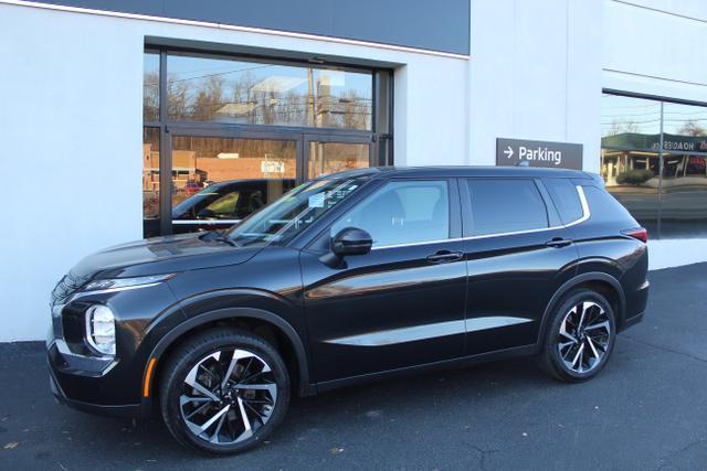 used 2022 Mitsubishi Outlander car, priced at $19,988