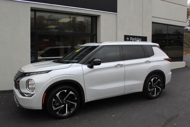 used 2022 Mitsubishi Outlander car, priced at $27,996