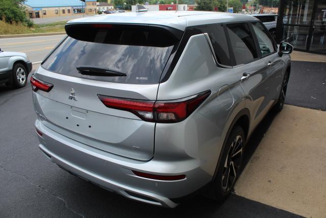 new 2024 Mitsubishi Outlander car, priced at $29,420