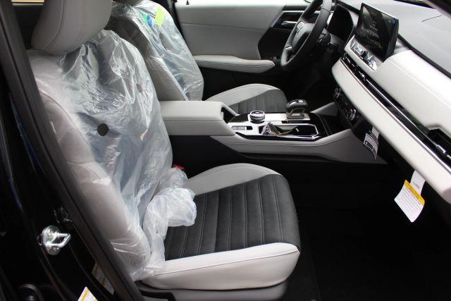 new 2025 Mitsubishi Outlander car, priced at $37,585