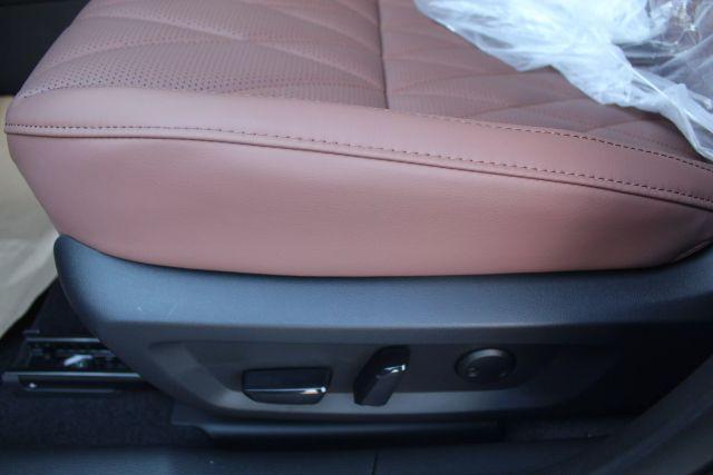 new 2025 Mitsubishi Outlander car, priced at $42,745