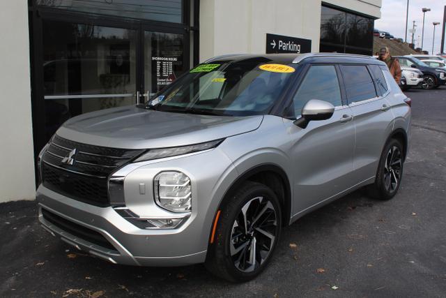 used 2024 Mitsubishi Outlander car, priced at $32,996