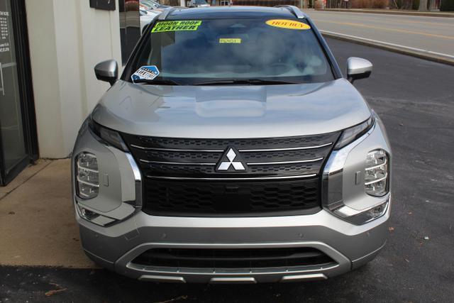 used 2024 Mitsubishi Outlander car, priced at $32,996