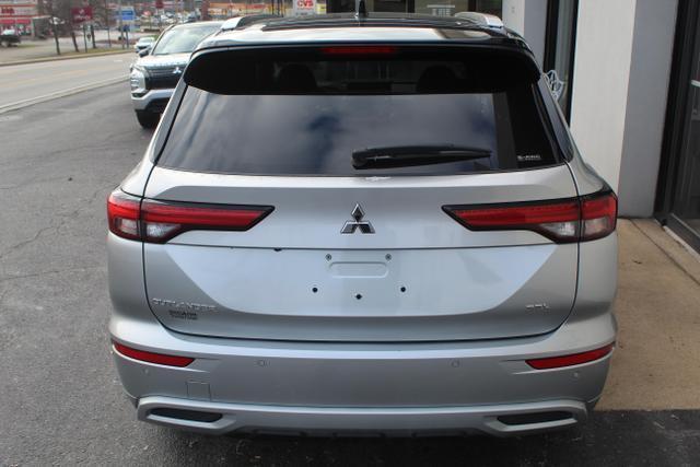 used 2024 Mitsubishi Outlander car, priced at $32,996