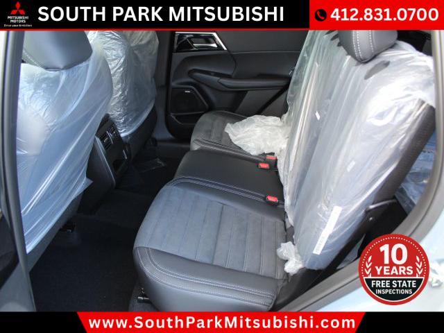 new 2025 Mitsubishi Outlander car, priced at $40,115