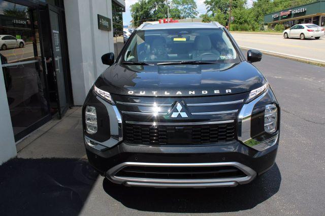 new 2025 Mitsubishi Outlander car, priced at $42,590