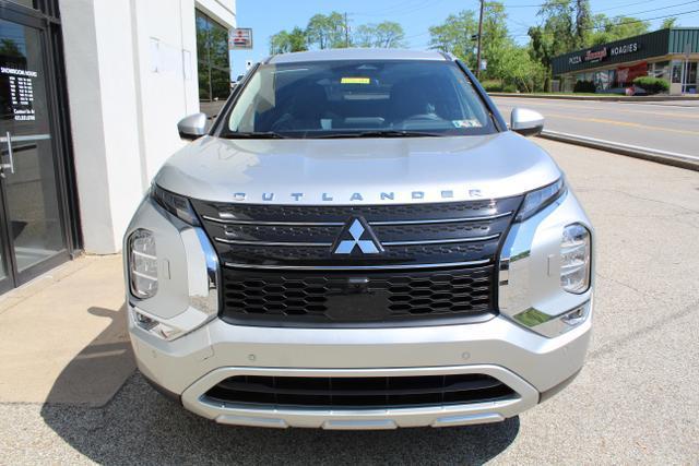 new 2025 Mitsubishi Outlander PHEV car, priced at $38,095