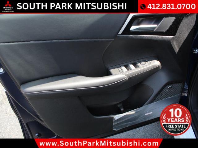 new 2025 Mitsubishi Outlander car, priced at $33,050