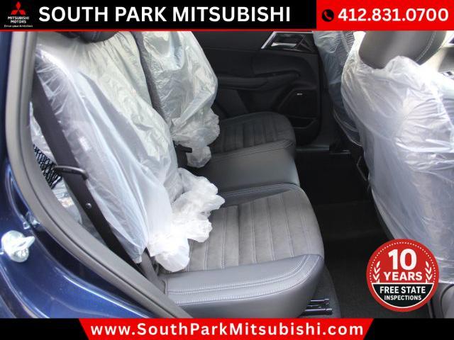 new 2025 Mitsubishi Outlander car, priced at $33,050