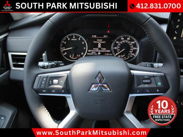 new 2025 Mitsubishi Outlander car, priced at $33,050