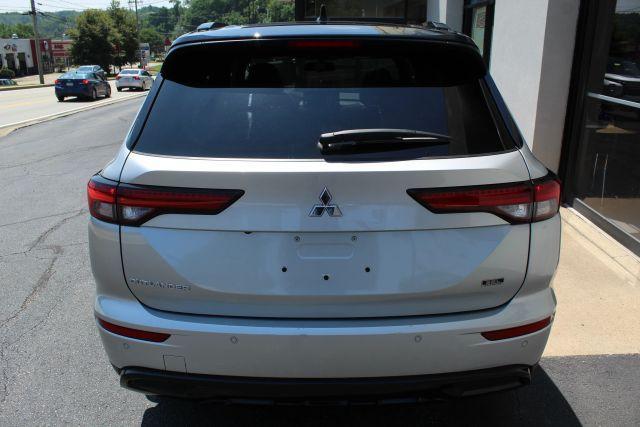 used 2024 Mitsubishi Outlander car, priced at $29,994