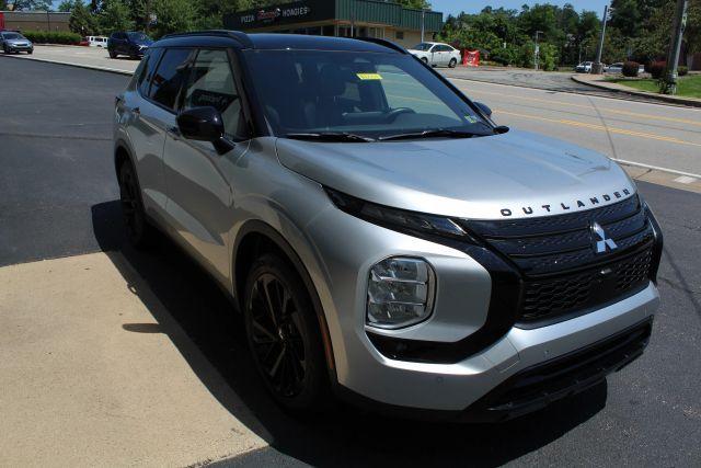 used 2024 Mitsubishi Outlander car, priced at $29,994