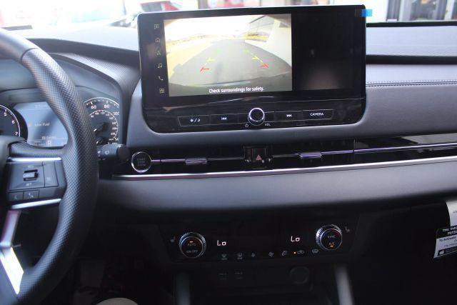 new 2025 Mitsubishi Outlander car, priced at $31,800