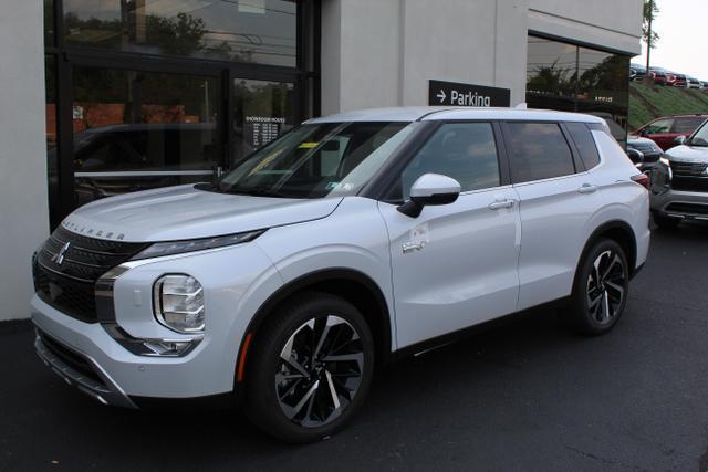 new 2024 Mitsubishi Outlander car, priced at $30,015