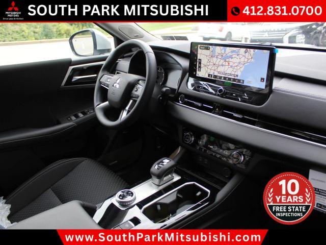 new 2025 Mitsubishi Outlander car, priced at $31,245