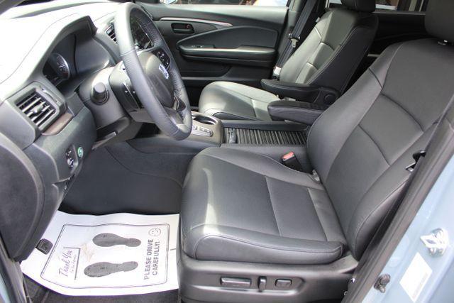 used 2022 Honda Passport car, priced at $33,974