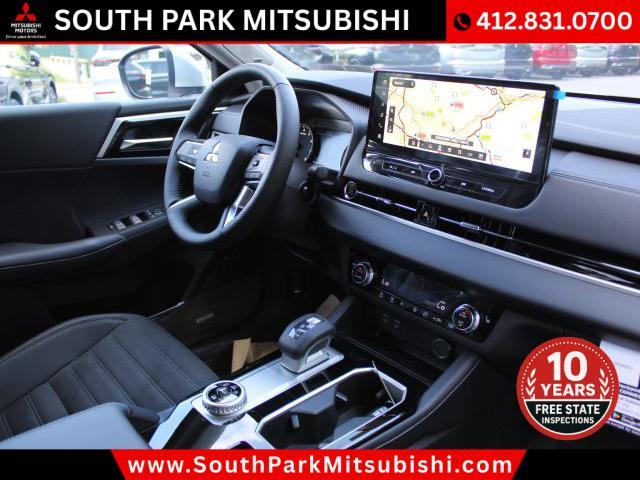 new 2025 Mitsubishi Outlander car, priced at $32,920