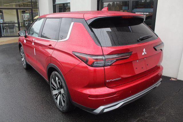 new 2025 Mitsubishi Outlander car, priced at $37,430
