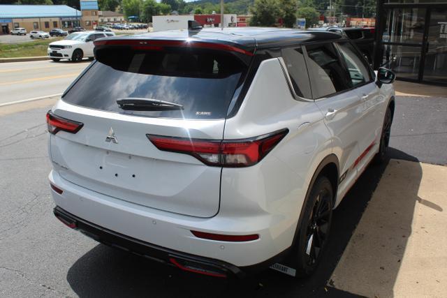 new 2024 Mitsubishi Outlander car, priced at $32,200