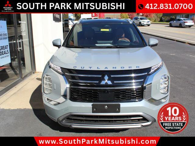 used 2025 Mitsubishi Outlander car, priced at $35,991