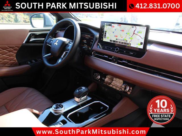 used 2025 Mitsubishi Outlander car, priced at $35,991