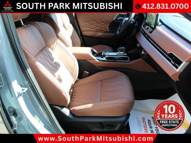 used 2025 Mitsubishi Outlander car, priced at $35,991