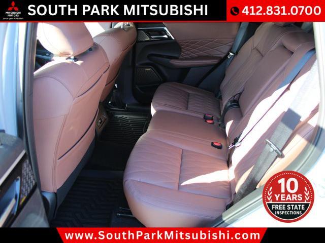 used 2025 Mitsubishi Outlander car, priced at $35,991