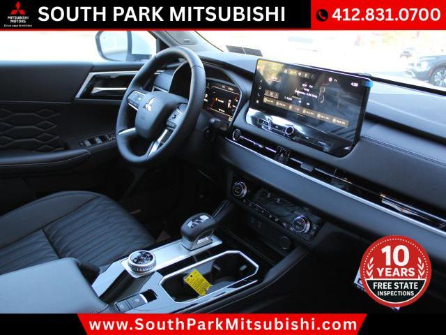new 2025 Mitsubishi Outlander car, priced at $39,360
