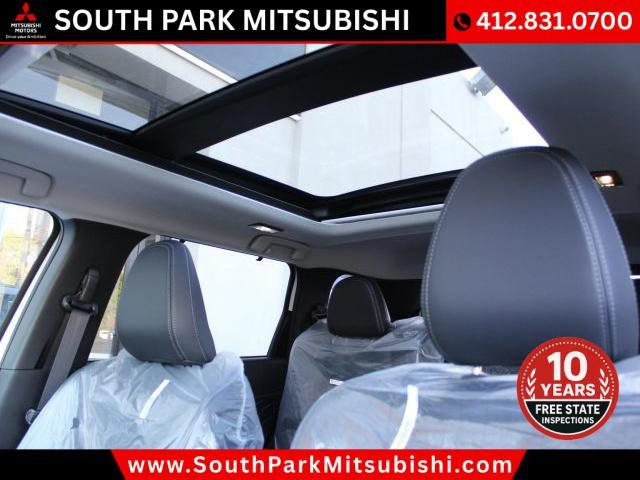 new 2025 Mitsubishi Outlander car, priced at $39,360
