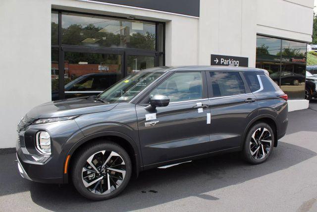 new 2025 Mitsubishi Outlander PHEV car, priced at $40,135