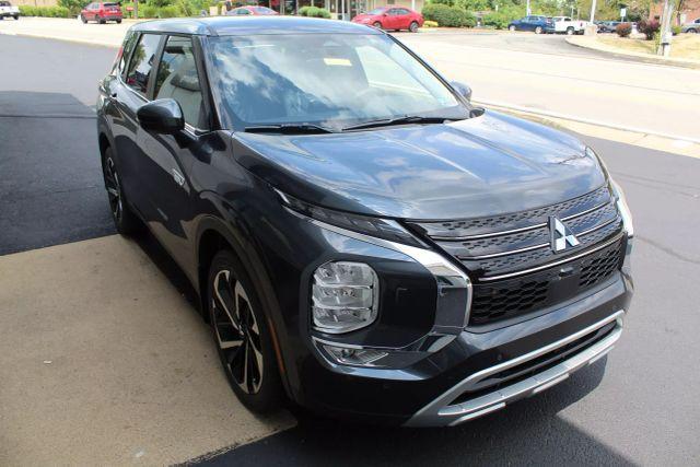 new 2025 Mitsubishi Outlander PHEV car, priced at $40,135