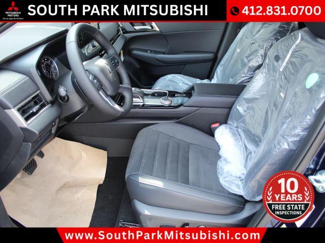 new 2025 Mitsubishi Outlander car, priced at $37,250