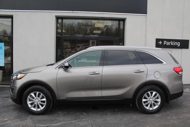 used 2018 Kia Sorento car, priced at $15,211