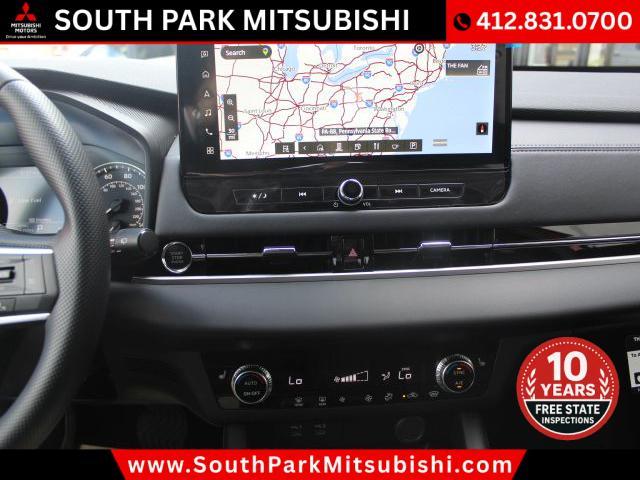 new 2025 Mitsubishi Outlander car, priced at $31,840