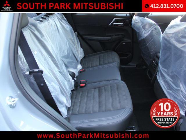 new 2025 Mitsubishi Outlander car, priced at $38,285