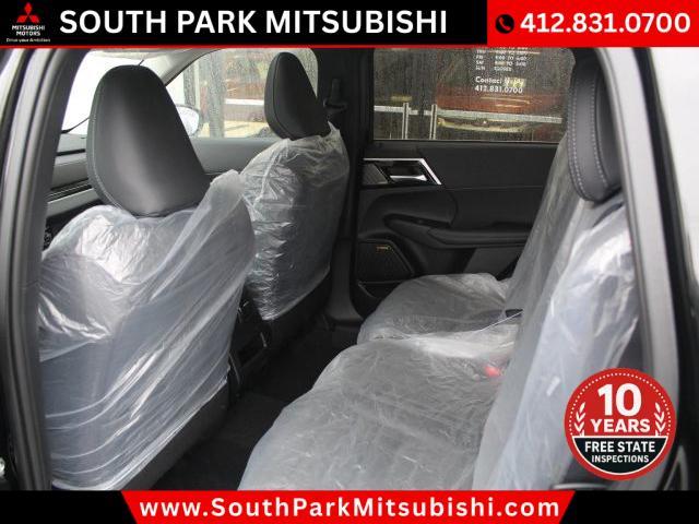 new 2025 Mitsubishi Outlander car, priced at $37,250