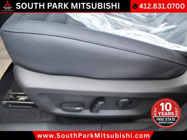 new 2025 Mitsubishi Outlander car, priced at $33,515