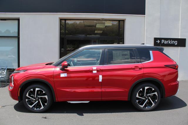 new 2024 Mitsubishi Outlander car, priced at $32,460