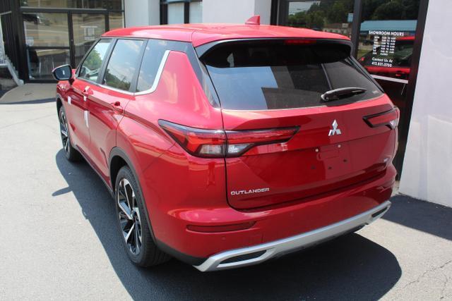 new 2024 Mitsubishi Outlander car, priced at $32,460