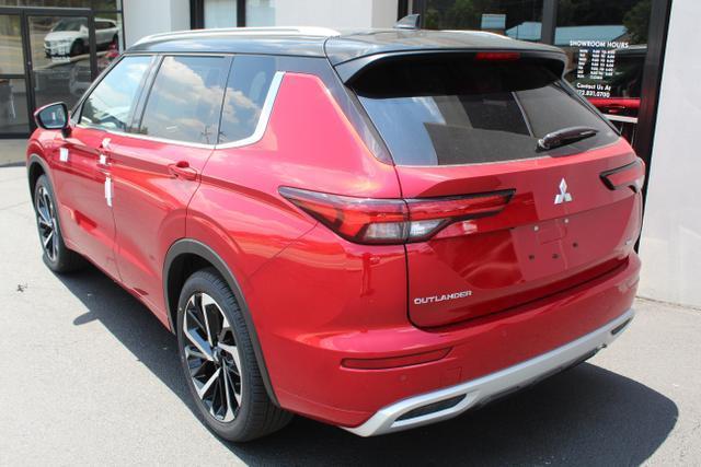 new 2024 Mitsubishi Outlander car, priced at $32,460