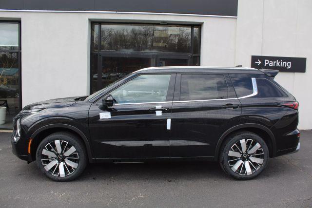 new 2025 Mitsubishi Outlander car, priced at $38,900