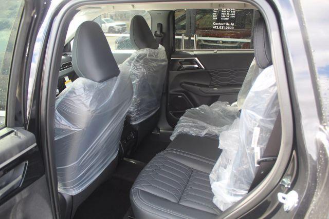 new 2025 Mitsubishi Outlander car, priced at $38,900