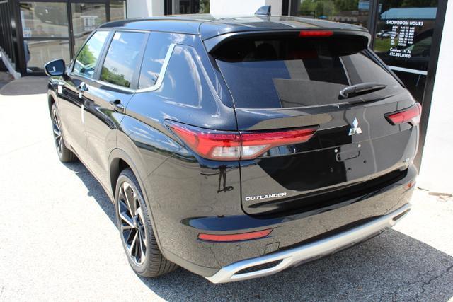 new 2024 Mitsubishi Outlander car, priced at $32,620