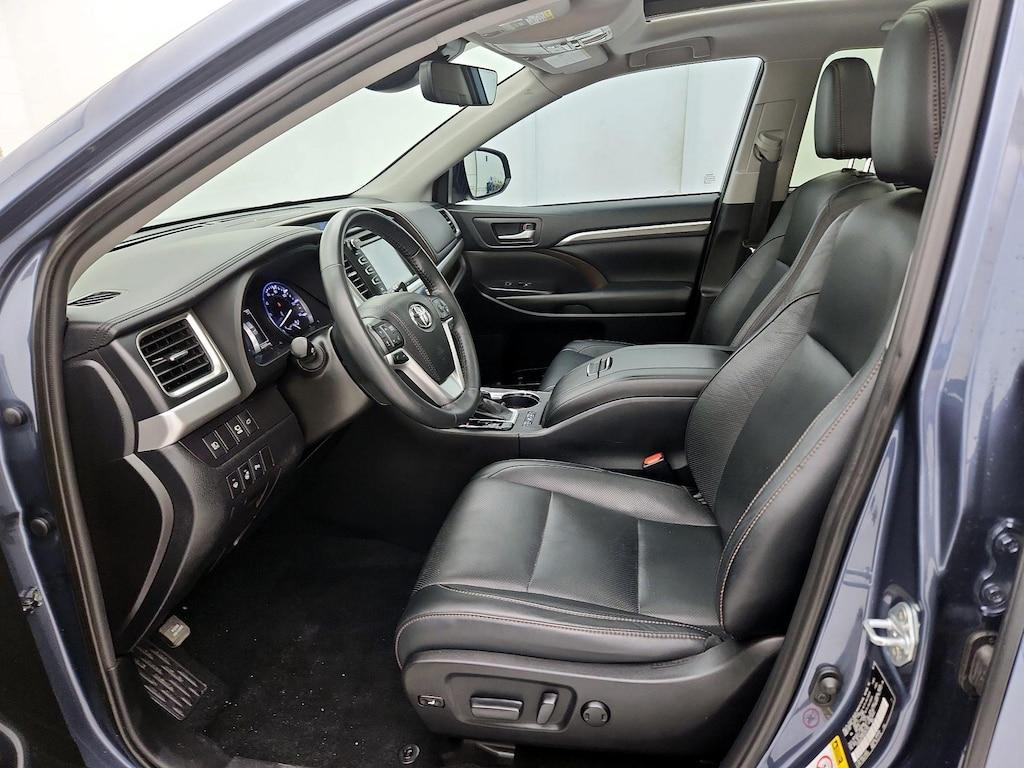 used 2019 Toyota Highlander Hybrid car, priced at $38,998