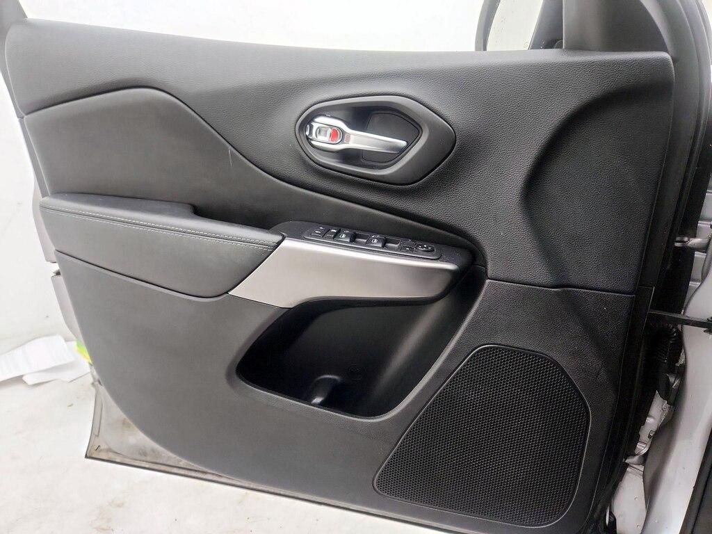 used 2020 Jeep Cherokee car, priced at $19,998
