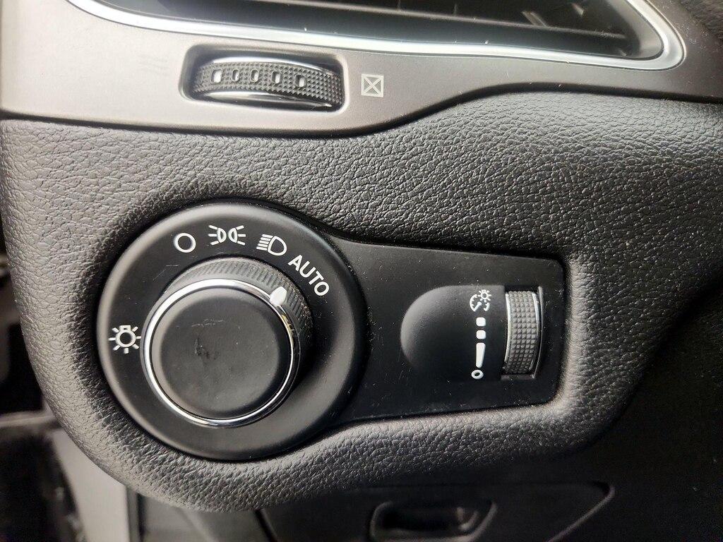 used 2020 Jeep Cherokee car, priced at $19,998
