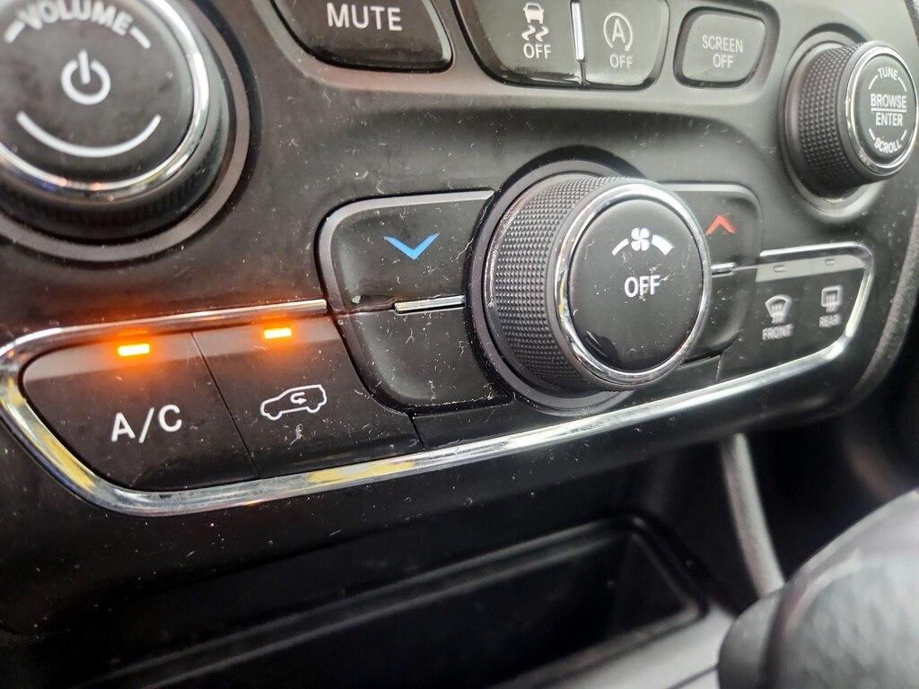 used 2020 Jeep Cherokee car, priced at $19,998
