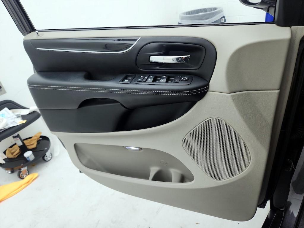 used 2017 Dodge Grand Caravan car, priced at $16,998